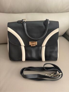 JackyCeline Made in Italy Leather Handbag.